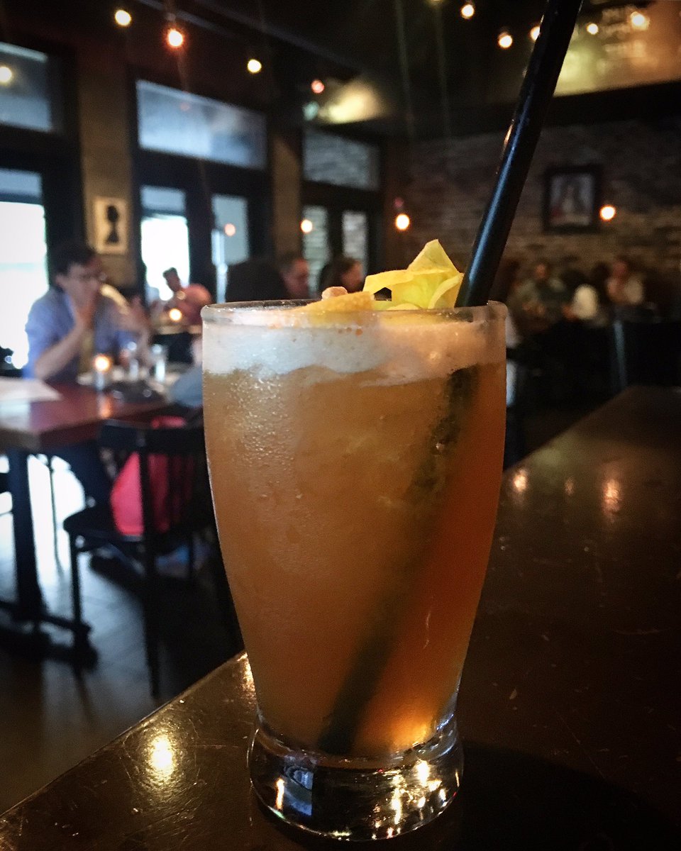 meghamcswain's tweet photo. Sachin Tendulkar cocktail- posted for its deliciousness and a reason to use the cricket bat emoji 🏏 @QueenVicPubTX https://t.co/jv1qCCm1NP