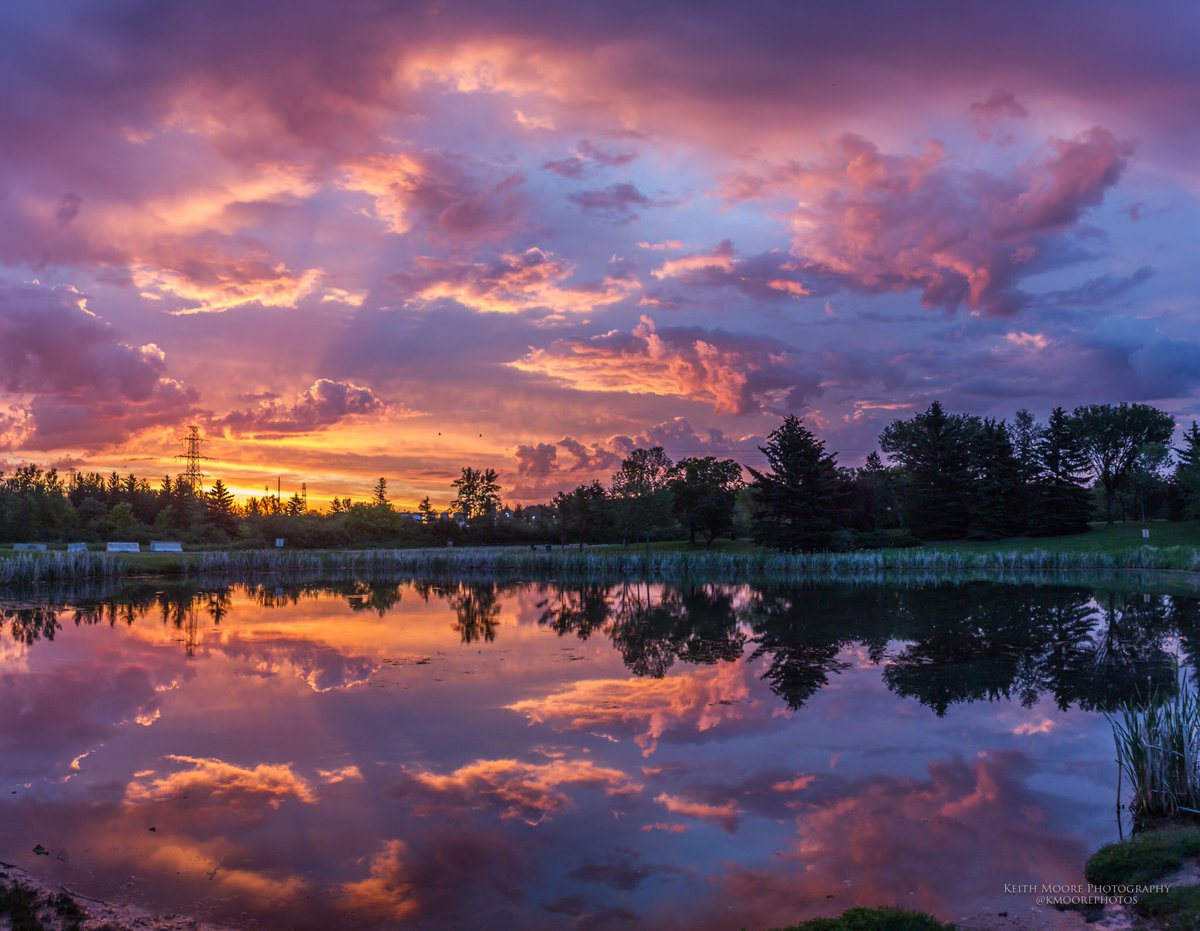 Sunrise this morning from my camera!! #Yeg #yegwx #sunrise #yegparks #exploreedmonton #explore #nature #ouryeg