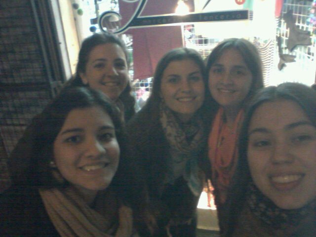 Yamili7's tweet photo. Que Placer coincidir en esta vida. «Las Quiero Mucho»!!!! ☺♥ #Amigas @carlaydanna @MariTrezza @FZaniratto y Meyu!! https://t.co/y3AOoodMDa