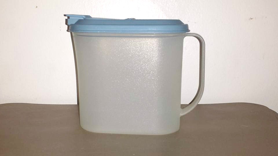 JunkYardBlonde's tweet photo. VTG Tupperware Modulare Mate Pitcher https://t.co/oOjJp8X49p #vintagetupperware #tupperwarepitcher #retrokitchen https://t.co/fs9A4sAMFQ
