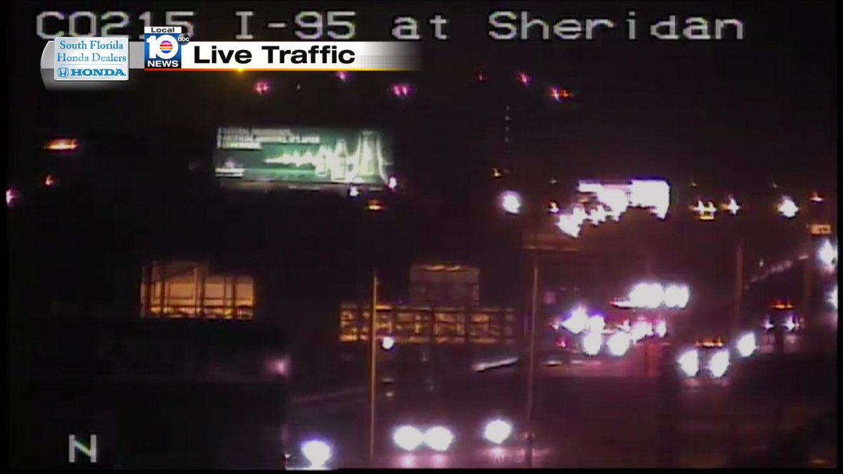Construction crews on I-95 SB and Sheridan St #TRAFFIC #MIAMI https://t.co/X63WQH5IhO