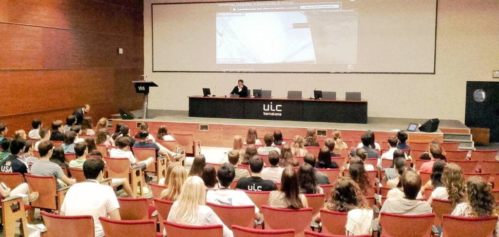 UICBarcelona's tweet photo. Benvinguts a la vostra nova etapa! Benvinguts a l'#AdmittedDay https://t.co/ml9SXJKQPl