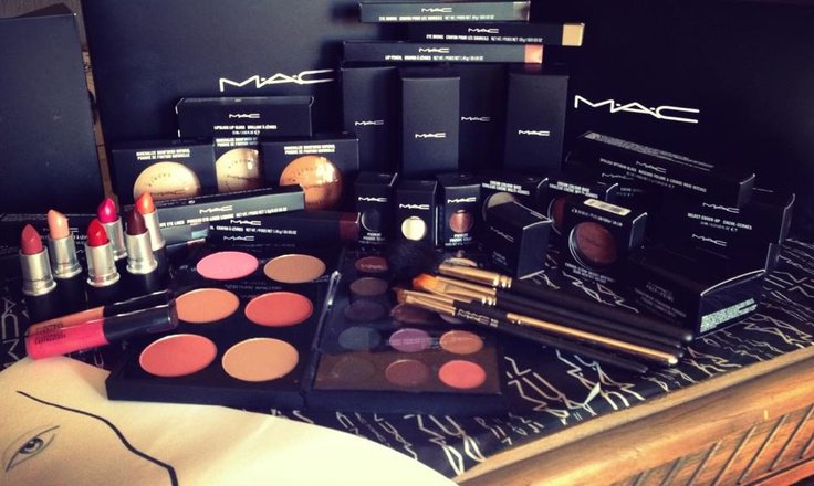 freestuffeu's tweet photo. A £500 MAC Gift Card is up for grabs!
Enter here for free > https://t.co/8Ph0u7RiA3 https://t.co/AT5ze9PGtq