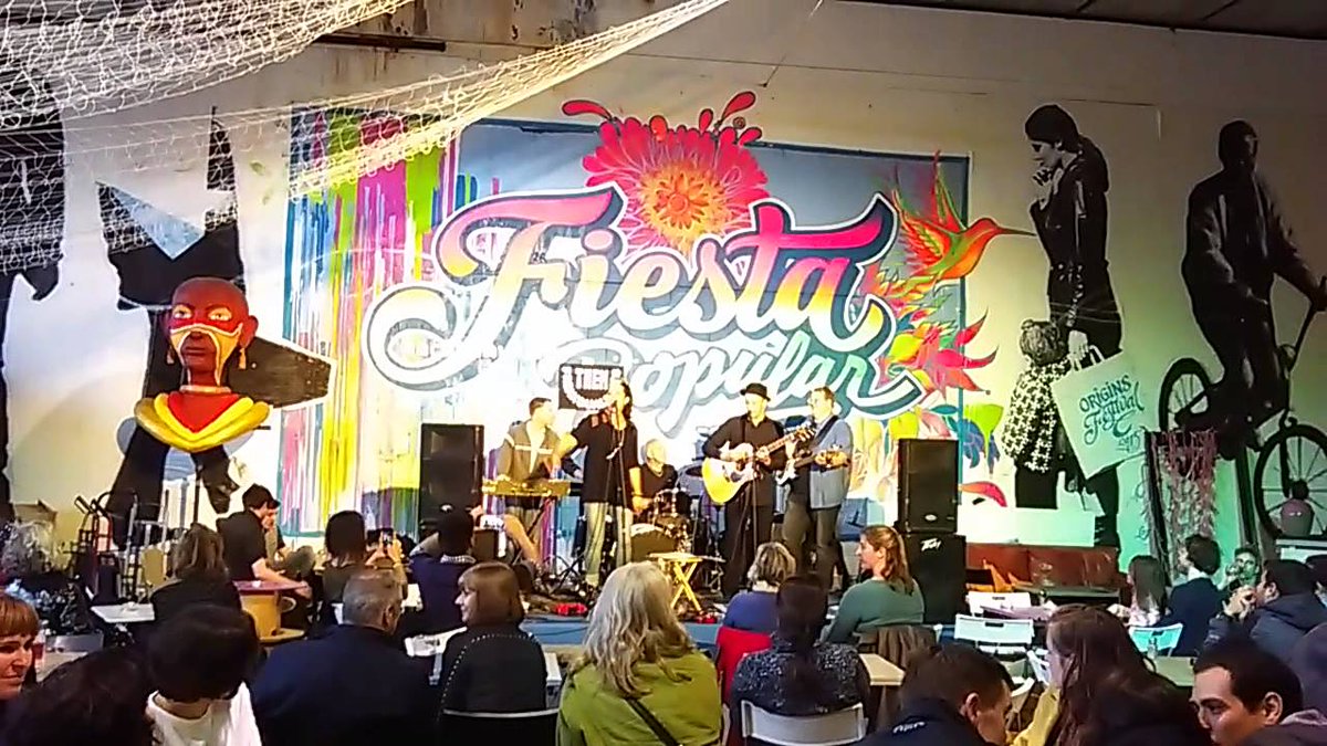 Hot_Vox's tweet photo. #PopUp free live music on Saturday @AcklamVillage 
+ world street food @RBKCMarkets @LondonPopups https://t.co/tY5l55k2Fw