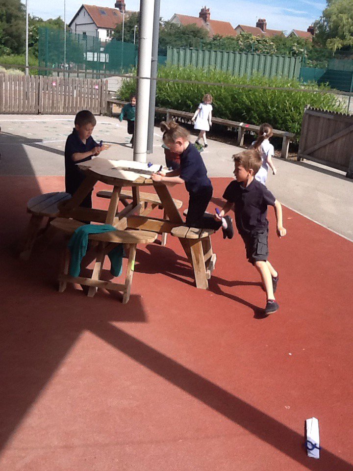 CPickeringPri's tweet photo. Year 1 have really enjoyed our multiplication challenges this morning. #schoolstandup https://t.co/xBT3bAHzX7