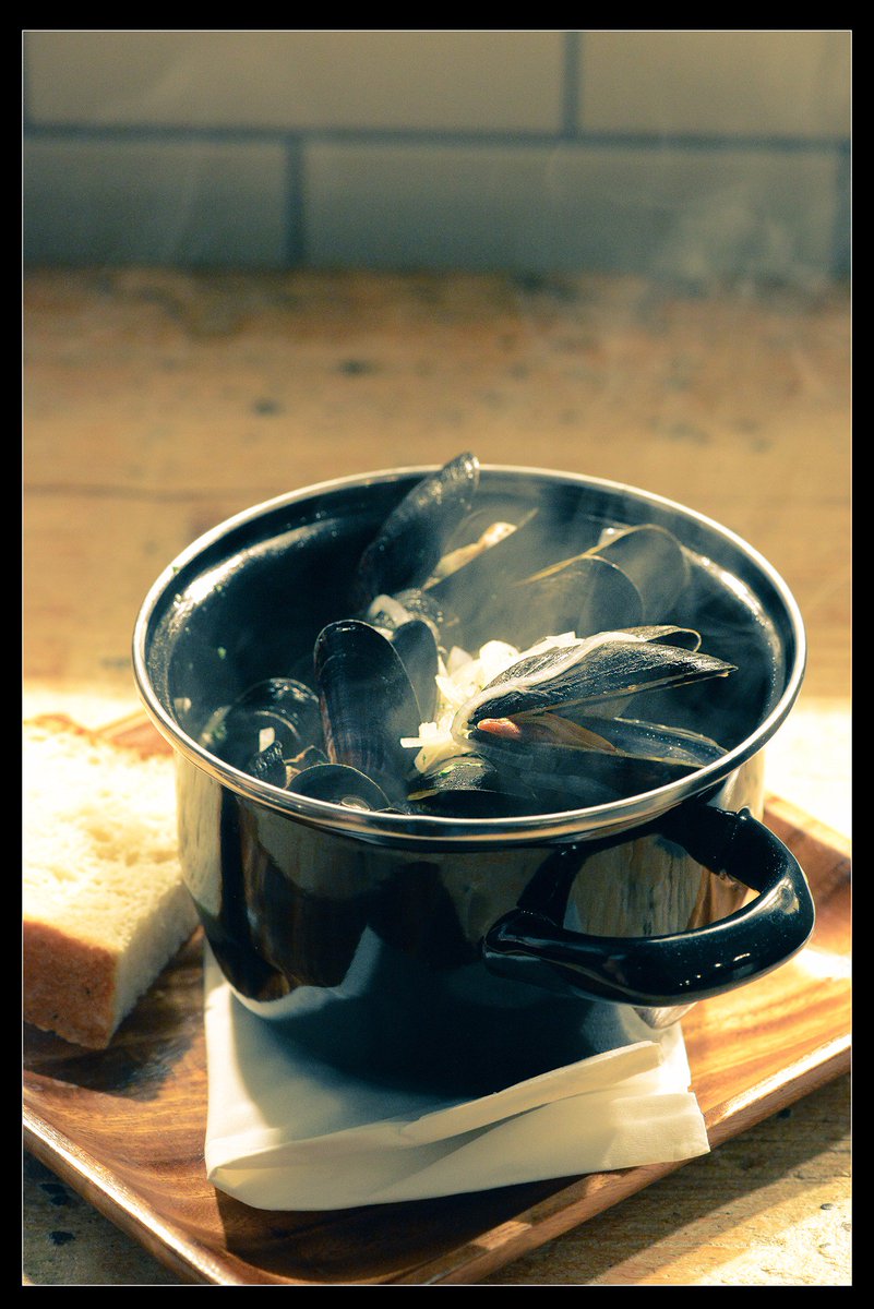 All muss, no fuss. 

Join us for our weekly Midweek Mussels. Moules Frites &amp; a glass of Sauv Blanc for just £11.