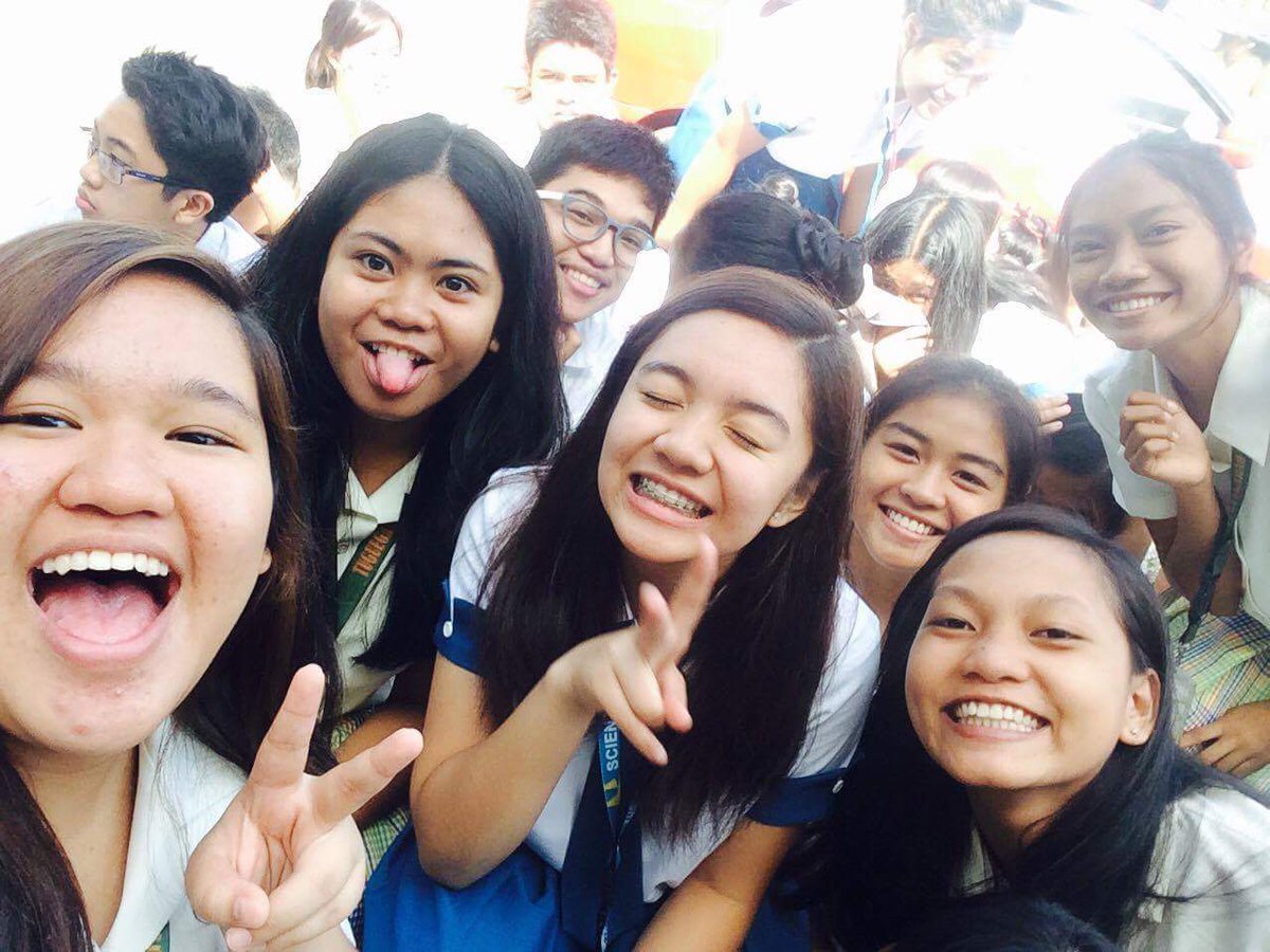 kccquienes's tweet photo. #EDrill #Selfie #Lumilindol #NoFilter #Sunlight #DCandH https://t.co/EdR6NPdkFX