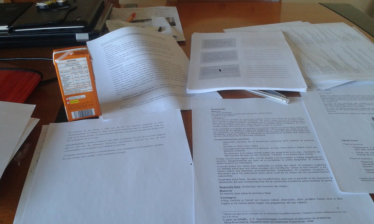 clara_vm's tweet photo. Trabajar + examen. Día de puta madre. https://t.co/sRhJCIKkq1