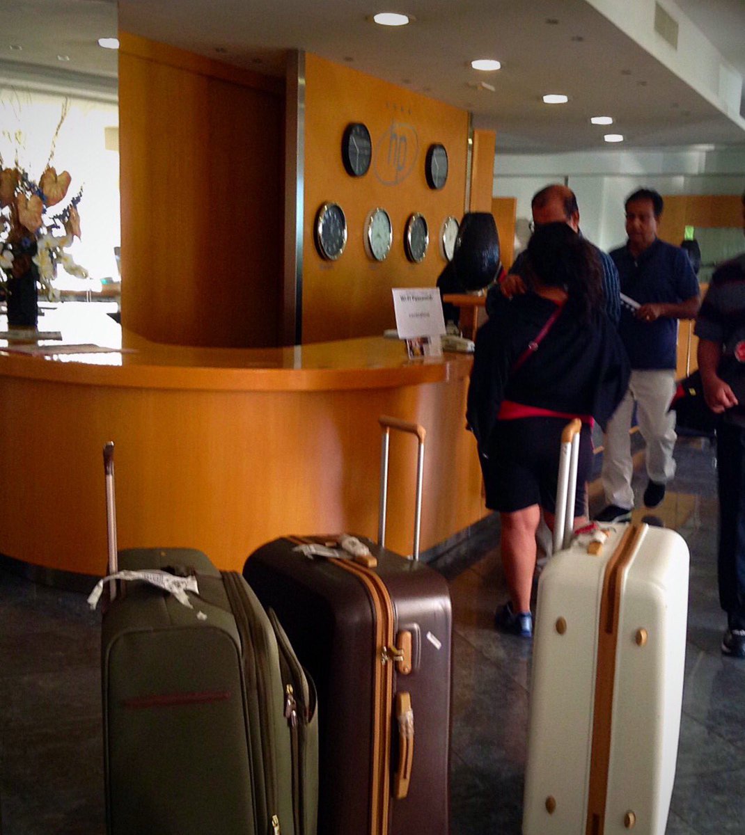 drnihargite's tweet photo. Ciao #Italy #PlanetHotel #Arezzo #VIPBagsIndia #highquality #tsalocks #stylish #fullyloadedinteriors #luxuryluggage https://t.co/su6uC2ezmo
