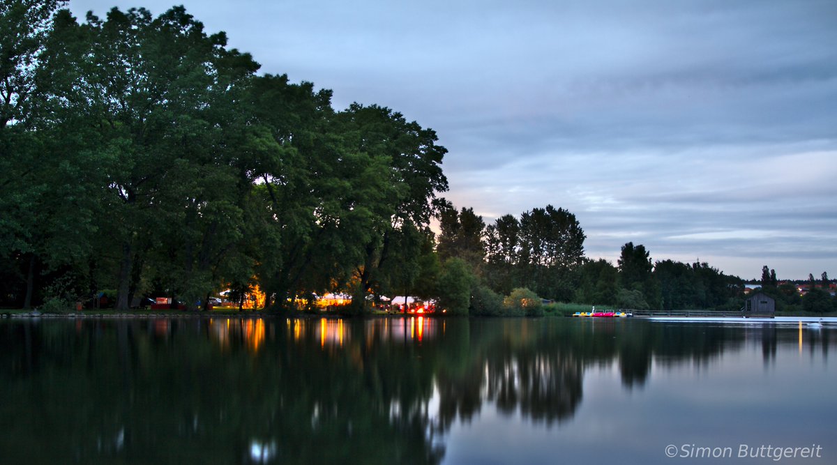 simon_toString's tweet image. Bilanz des gestrigen Abends: 4 #Fotos und 33 000 #Mückenstiche