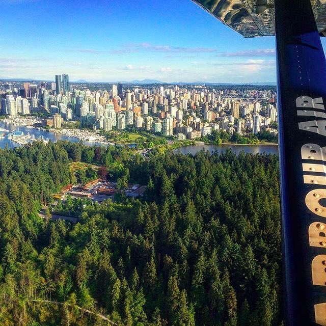 ExploringCanada's tweet photo. 살기 좋은 도시 밴쿠버. 매력적인 자연환경과 도시 그 자체만으로도 충분히 설득력 있는 이야기가 되죠. #밴쿠버 #BC주

자세히: https://t.co/PxQPbIwAlU
사진: myvancouverlife https://t.co/JeYXTqSixo