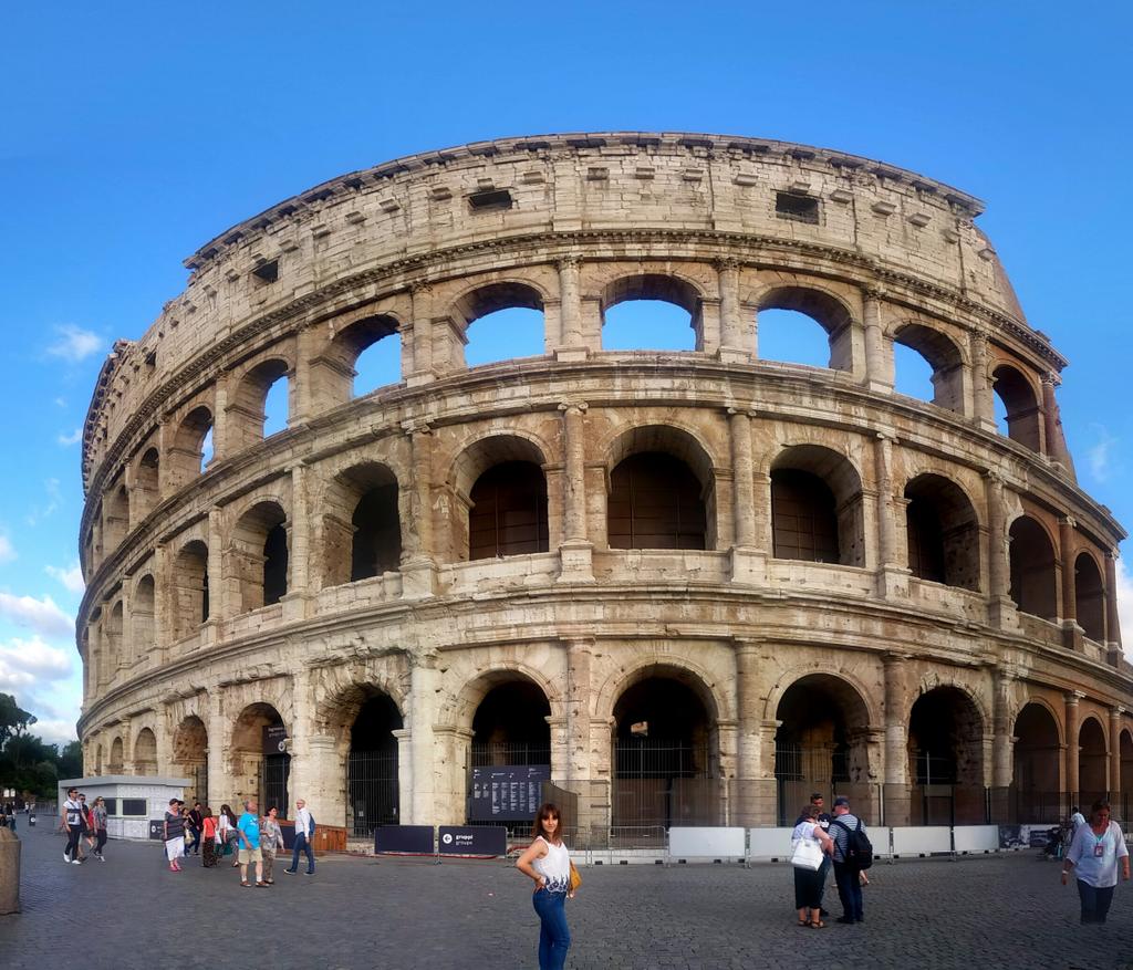 Paustellez's tweet photo. A Roma, siempre con amor https://t.co/Ac50Vmeh2H