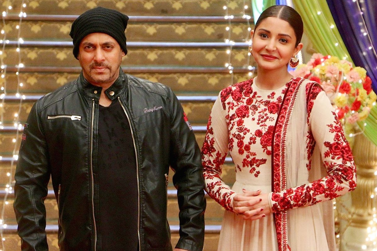 BTownChatterbox's tweet photo. #SultanPromotions: #SalmanKhan & #AnushkaSharma On The Sets Of #Udaan https://t.co/VFYm0meJWf https://t.co/uCPKLHbv9L
