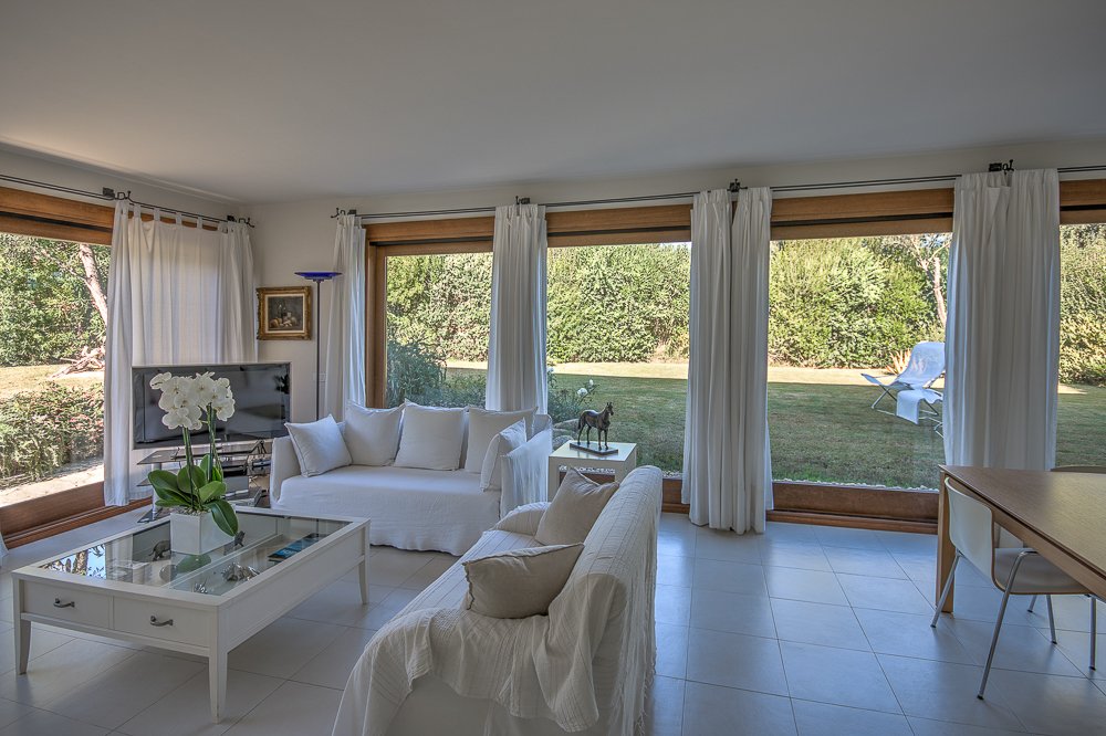 RLewisLalatta's tweet photo. Villa for sale on golf course in southern Sardinia #golf #IsMolas #GaryPlayer
https://t.co/6N3R6rSgAl #championship https://t.co/EiuV0YN9p4