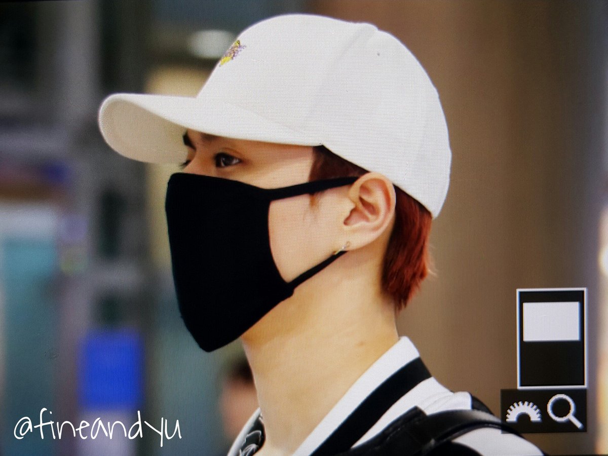 fineandyu's tweet photo. 160622 ICN ✈ #GOT7 #유겸 #갓세븐 #yugyeom https://t.co/reTzXaZPfH
