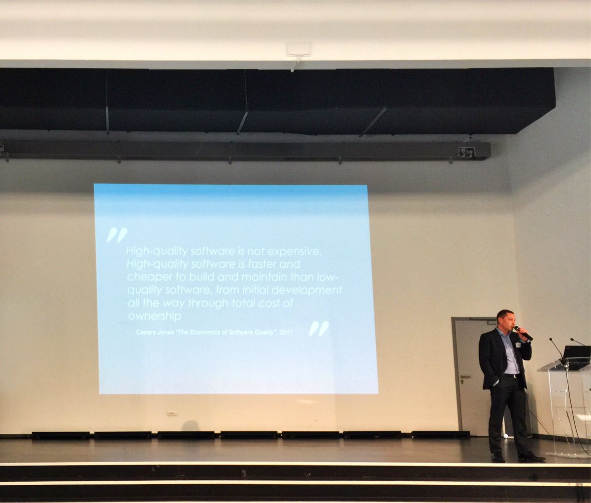 gui_gillon's tweet photo. #chtidej @JpEprinchard  @lehmann @antoineblancke @AXAFrance retour expérience #codequality https://t.co/KLuFePi53d
