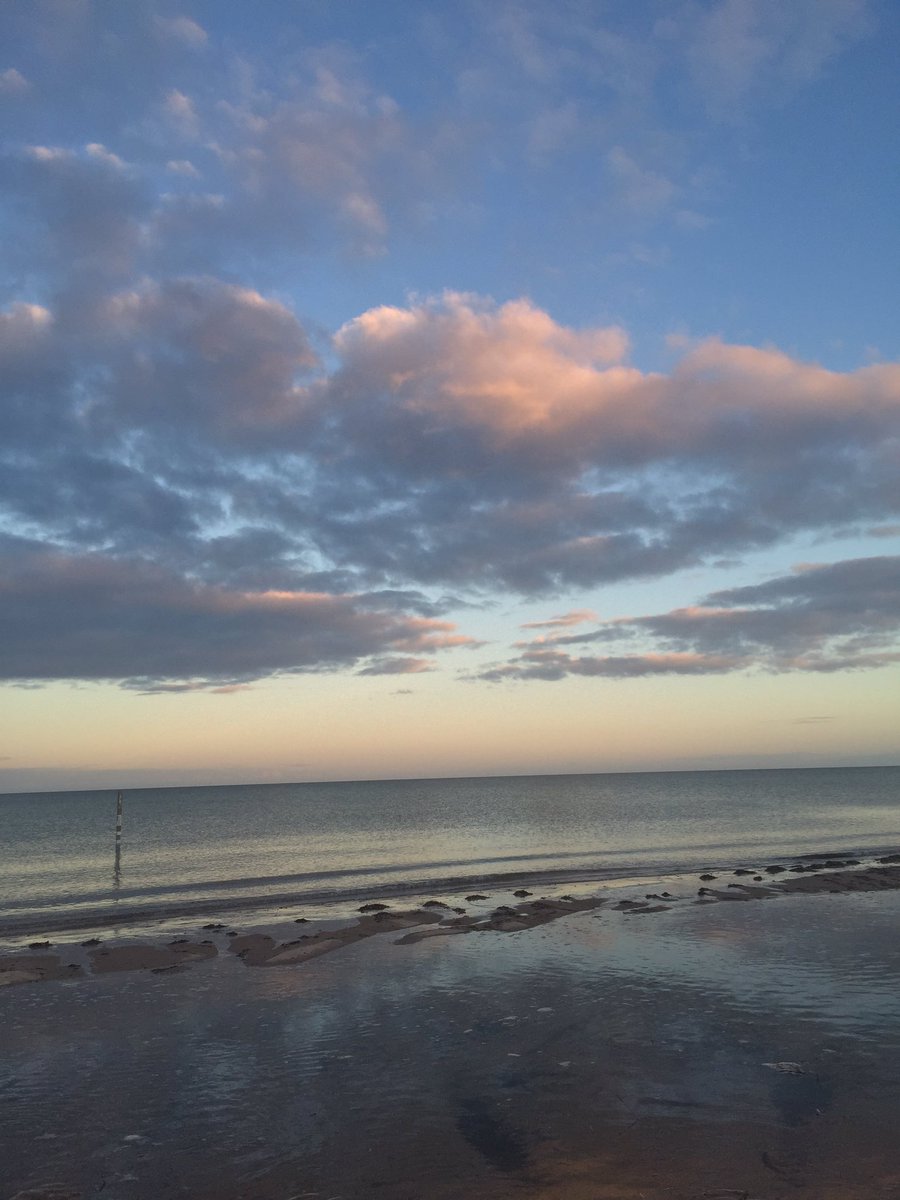 duesouthaus's tweet photo. Dropped into Androssan for the Yorke Peninsula Tourism Awards just in time to see this sunset. #tourismawards https://t.co/frmagw6ruO