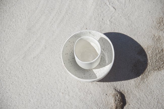 Jacqui_McArthur's tweet photo. Earthy ceramics your vibe? say hello to @dayfeels, handmade ceramics with a clean aesthetic https://t.co/OWVBPFStCB https://t.co/hkff6Ly42e