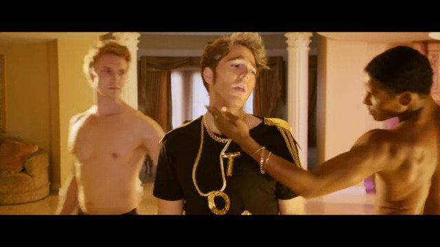 I AM EVERYTHING - [MUSIC VIDEO] videohall.ml/i-am-everythin… #foollow #ЧитаюВсех #читаю_взаимно #читаю_зараз