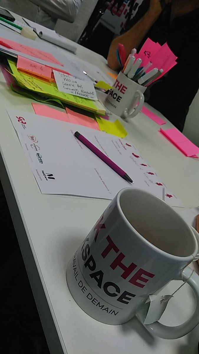 ClaireGoussard's tweet photo. #hacktheworkplace today avec @La_Melee . Disrupte ton bureau !! 😜✌🏆cc @enedis_pyr_S https://t.co/Q2haOOyt0s