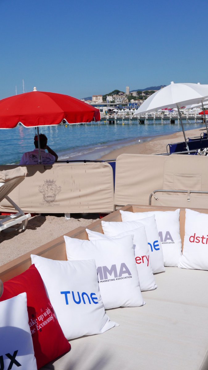 mma_at's tweet photo. #wakeupcannes Good Morning #mma https://t.co/IlfdXAM4pw