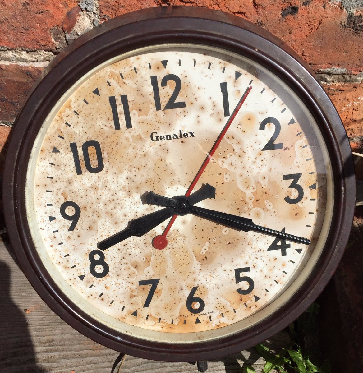 Antiquecurios's tweet image. #Vintage #Genalex #Bakelite #Industrial #Electric #Wall #Clock - #Factory #School #Office ebay.co.uk/itm/1521394484…
