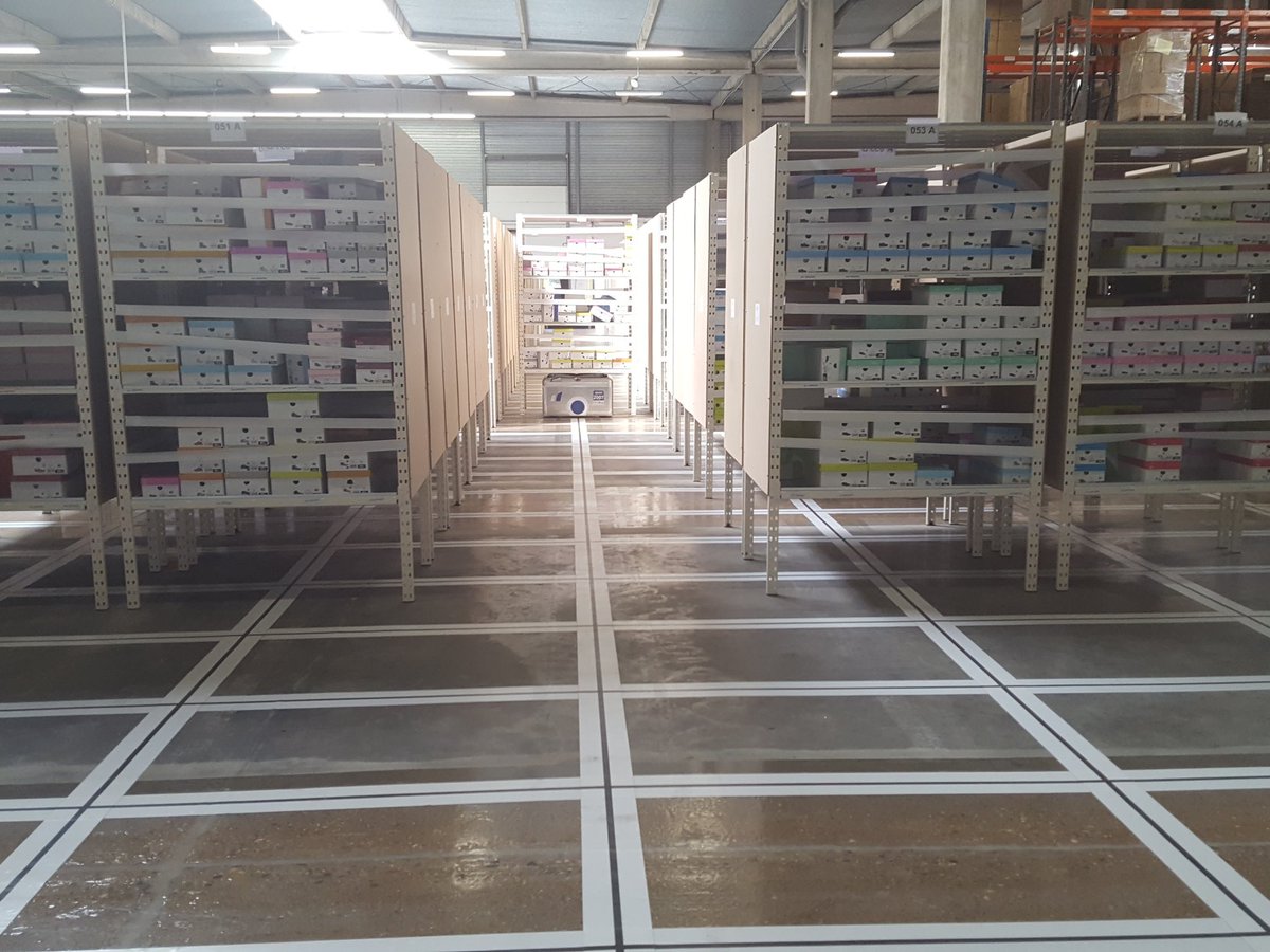 Les robots de <a href="/Scallog/">SCALLOG</a> couvrent les 800 m2 de l'entrepôt de #Gemo et accélèrent le picking de 22000 ref #Robotique