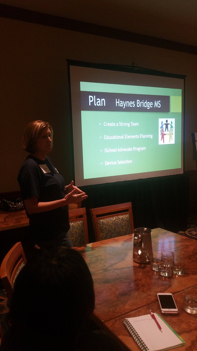 TechEDUnistah's tweet image. My partner in #TechCrime 😂😂 @jbk97 speaking on the u Schools Advocate Program! @FCSVanguard @haynesbms #FseaS16