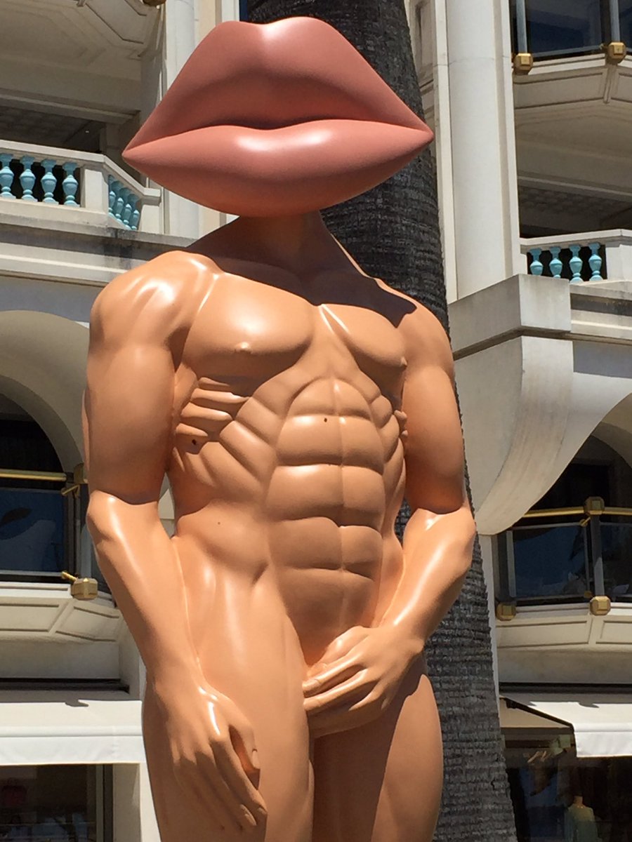 bretthouse's tweet photo. Live from Cannes France with Nielsen Marketing Cloud #NielsenVIP https://t.co/Klz9RWwTbt