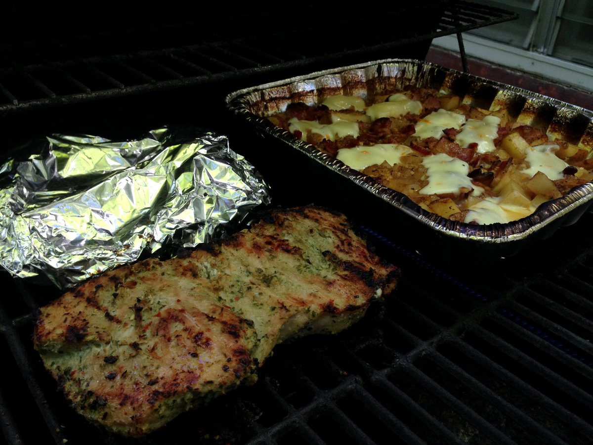 NickJohnston101's tweet photo. Pork Sirloin vs Beer/Bacon Potatoes..... which one is the Main Course??? ;-)
#GetOutAndGrill
#WakeUpWith10 https://t.co/Hufbmtc9zL