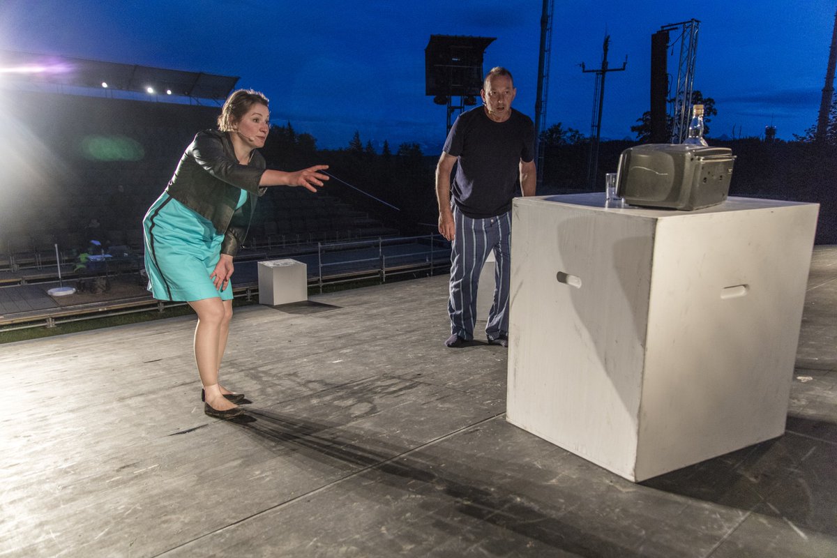 Nach langem Proben und Schwitzen auf dieser Bühne, wird heute "generalgeprobt" #letzte #theatergurten #dienashörner