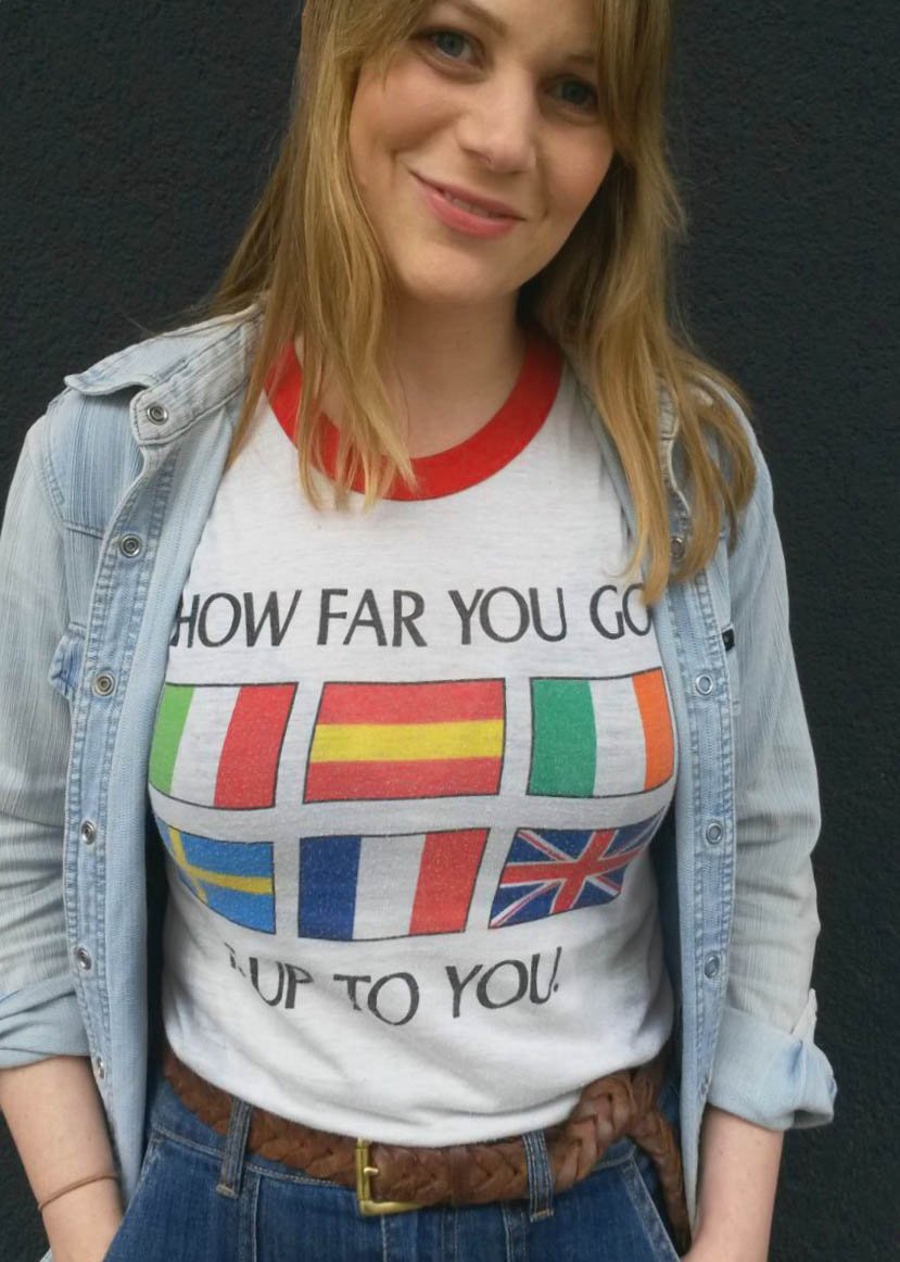 DaheimBlogger's tweet photo. UK,we love you - please don't go! #GermansAgainstBrexit #itsuptoyou #ashirtforeveryoccasion #Brexit https://t.co/WvmsmOJ5nx