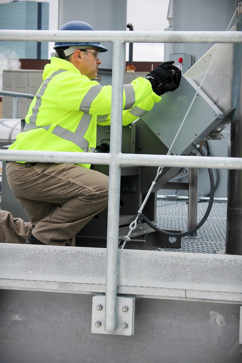 TGGallagher's tweet photo. We often take our techs for granted, showing them a little love today. #NationalHVACTechDay #IndoorClimateControl https://t.co/wJOZudgIAU