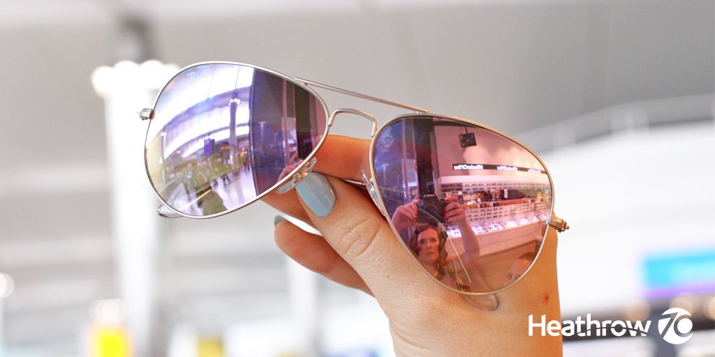 Add your story to win an exclusive gift from <a href="/SunglassHut/">Sunglass Hut</a>, perfect for your summer holiday! bit.ly/1TXi7lI