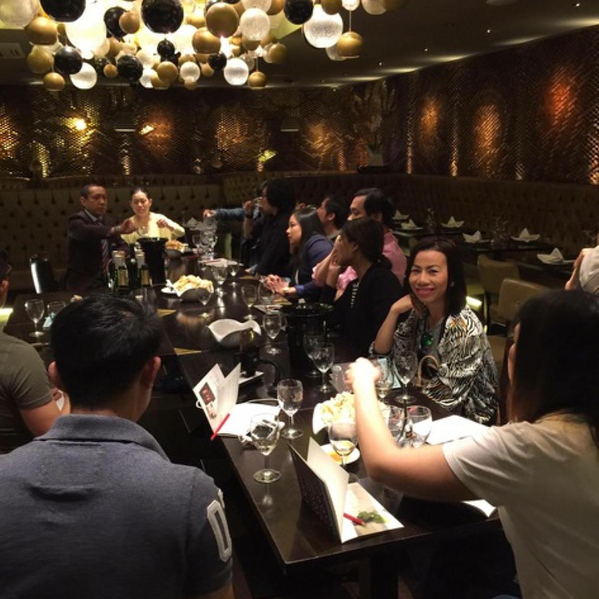 Sukhothai_'s tweet photo. Our team had a super day #wine training yesterday, learning to pair perfect wines to fabulous Thai flavours! 🍷 https://t.co/kLwTJDY4Nw