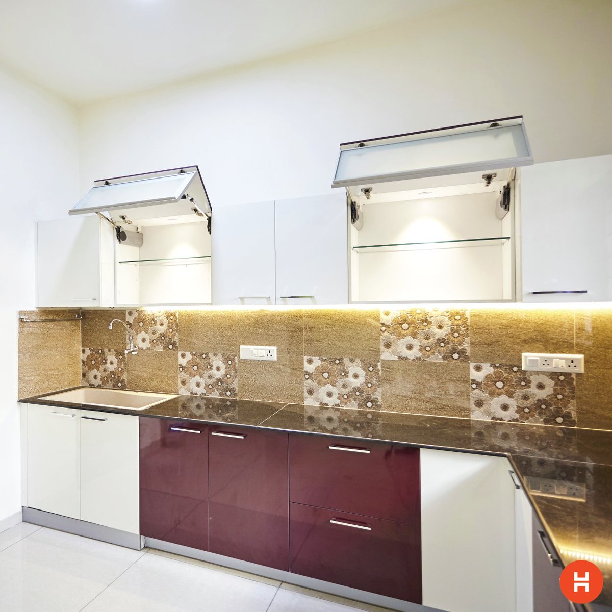 Homelane On Twitter The Kitchen Has Black Current White