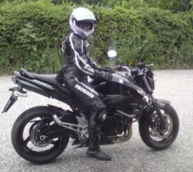 Hadi bakalım piste hazırız 🏍🏍😁😁