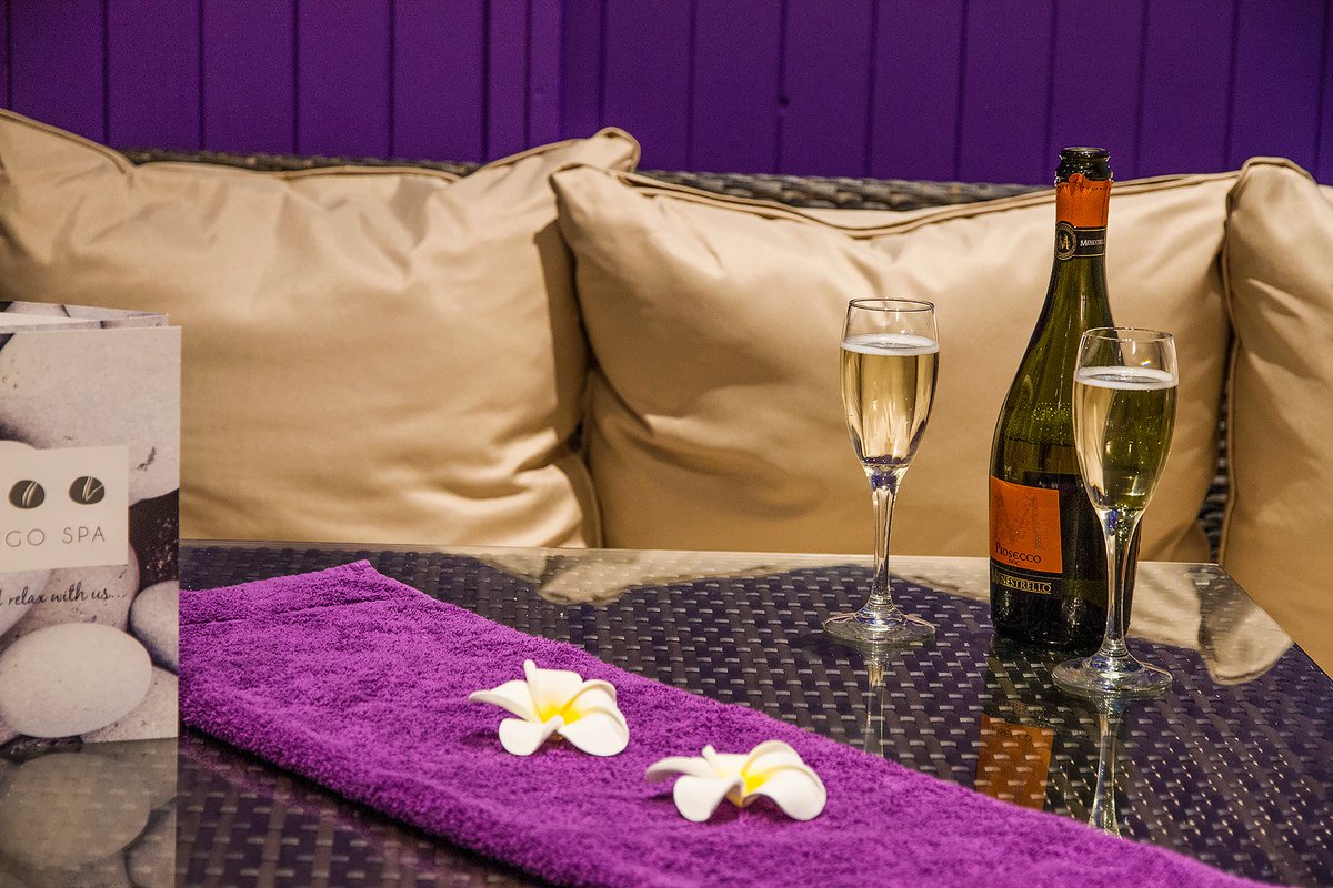AtlanticReach's tweet photo. Not fussed about the #glastonburytraffic we'd rather be in beautiful #Cornwall relaxing in thw #Spa #CornwallSpa https://t.co/BH6TMumRd4