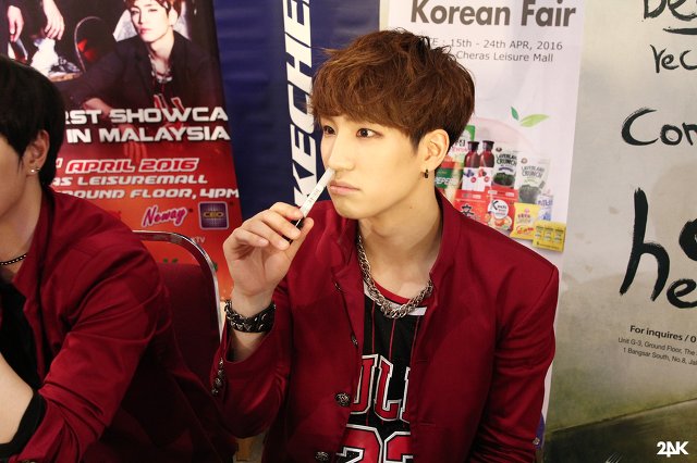 24kpoland's tweet photo. #24K STAFF DIARY 20160421~26 말레이시아에서 생긴일^o^)
#코리 #CORY #투포케이 #24K #투포유 #24U #말레이시아 #24kinMY https://t.co/jhRrOvkAa6