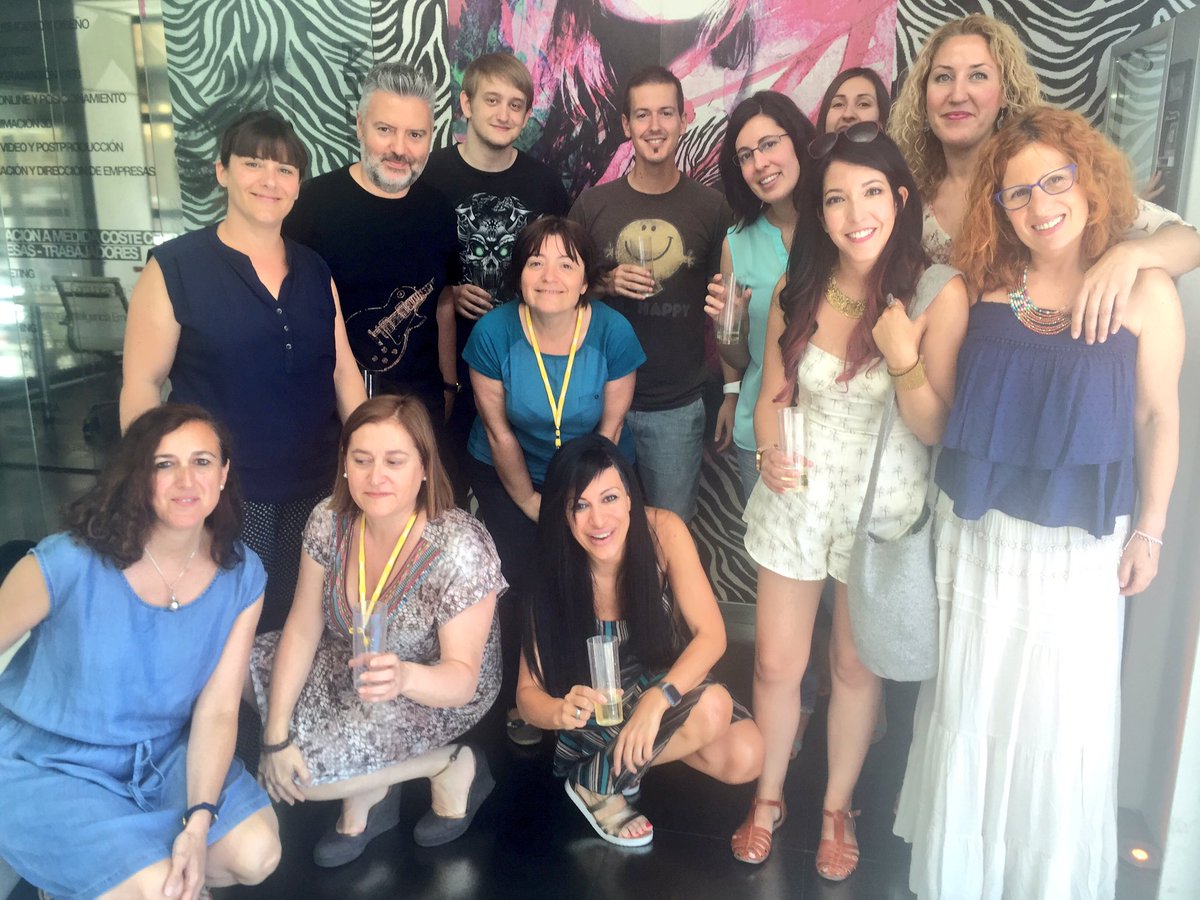 MyriamCarrel's tweet photo. #ChinChin!! Por el entrenador web +rockero @antonio_elias
Muchos sueños cumplidos y +por cumplir #NETTeam #MasterMPD https://t.co/80EFPSfGle