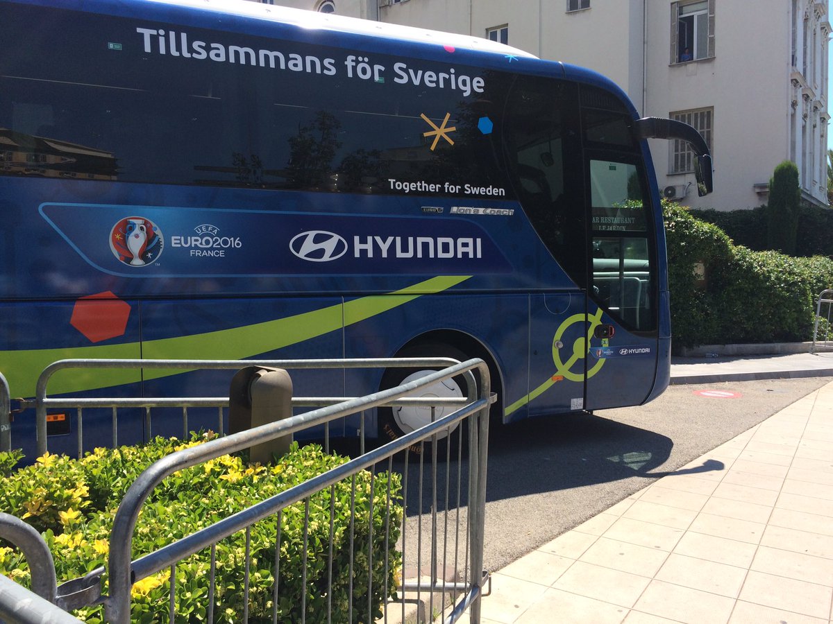 jekstrand's tweet photo. Let's go Sweden!⚽️🇸🇪😃#EURO2016 https://t.co/zjQA2TXVsj