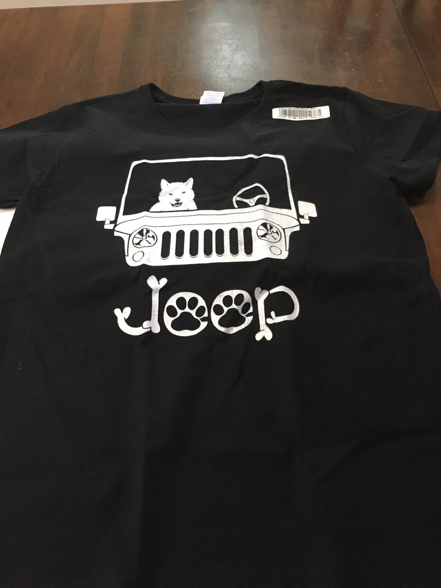 Sake_Koji's tweet photo. Da mama got a new tshirt! She says it's her two favorite things on one tshirt! BOL https://t.co/l2Kh2kpfbv