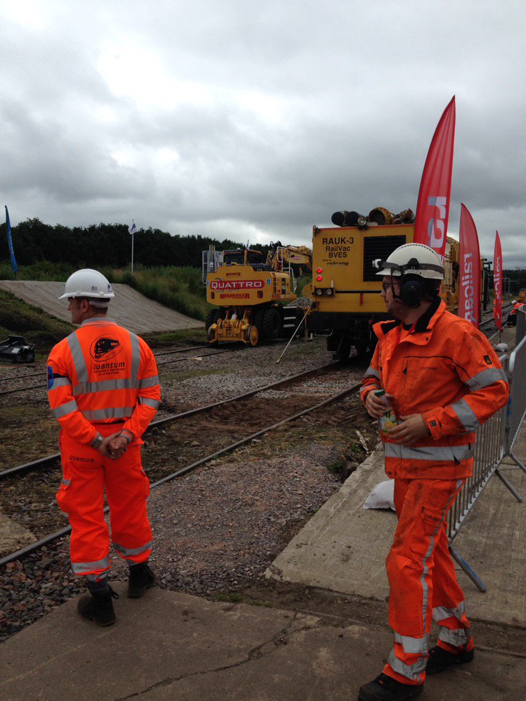 QCEquipment's tweet photo. #RailLive2016 https://t.co/b1ScVU0vDT