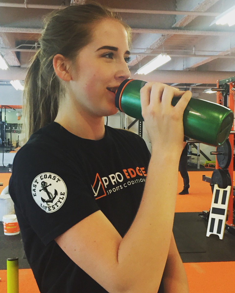 CurtainsAreOpen's tweet photo. Blog Post: Getting strong mentally and physically. https://t.co/2WqT9TDj4g @proedgetraining #ProEdgeParent https://t.co/nXsCYOr15v