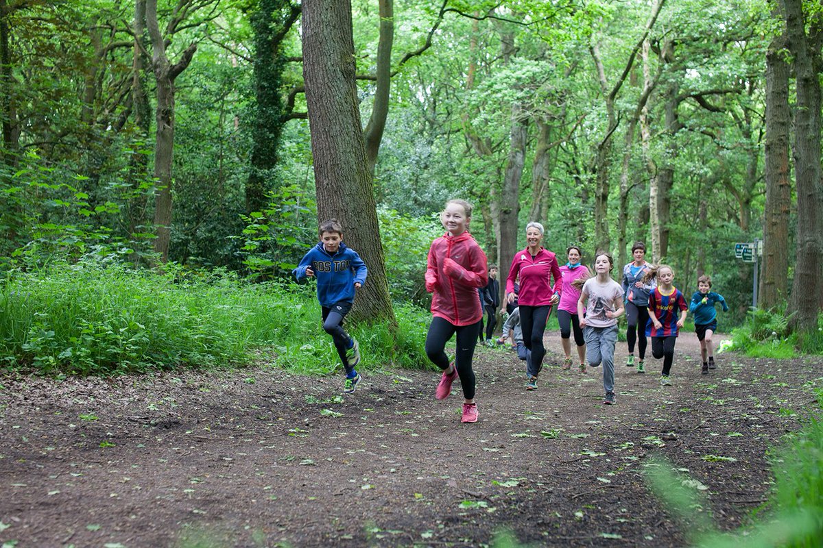 theoutdoorcity's tweet image. Help us make some noise about #Sheffield's new run routes for  #MoveMoreMonth in July thunderclap.it/projects/43405…