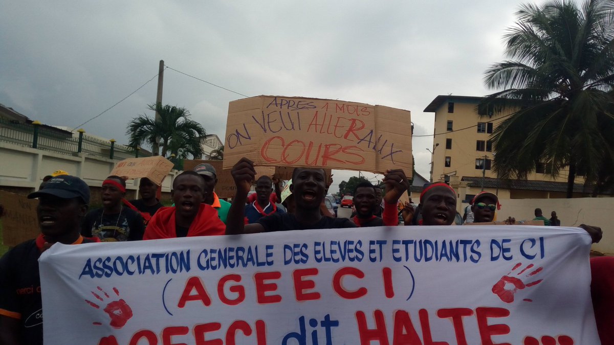 AgeeciCocody's tweet photo. Après un mois sans cours ni compo, #AGEECI crie son ral bol. @Gouvci @Presidenceci @Koaci @SOROKGUILLAUME @fratmat https://t.co/3t4qiCR3tm