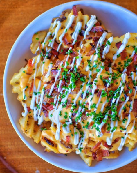 Starting off #WaffleWednesday right! Waffle fries stack