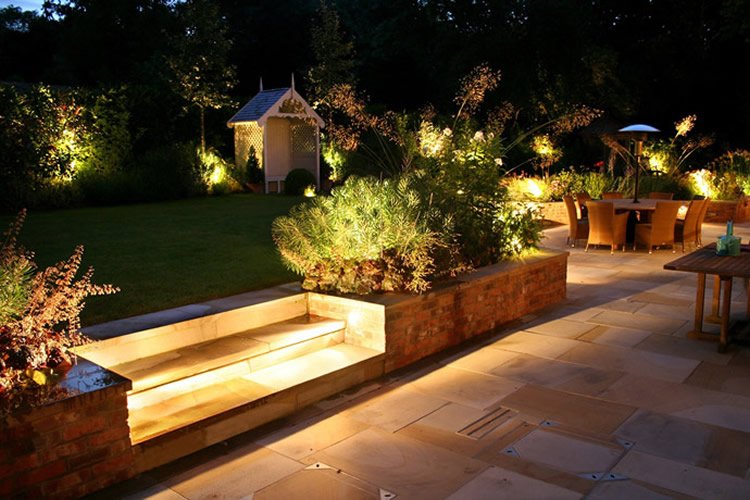 seiza_es's tweet photo. ¡ #FelizMiercoles ! ¿QUIERES UN JARDIN ASI? ¡PREGUNTANOS! VISITA NUESTRA PAGINA WEB : https://t.co/q8mdJ51HL7 https://t.co/OxDZH9OYTk