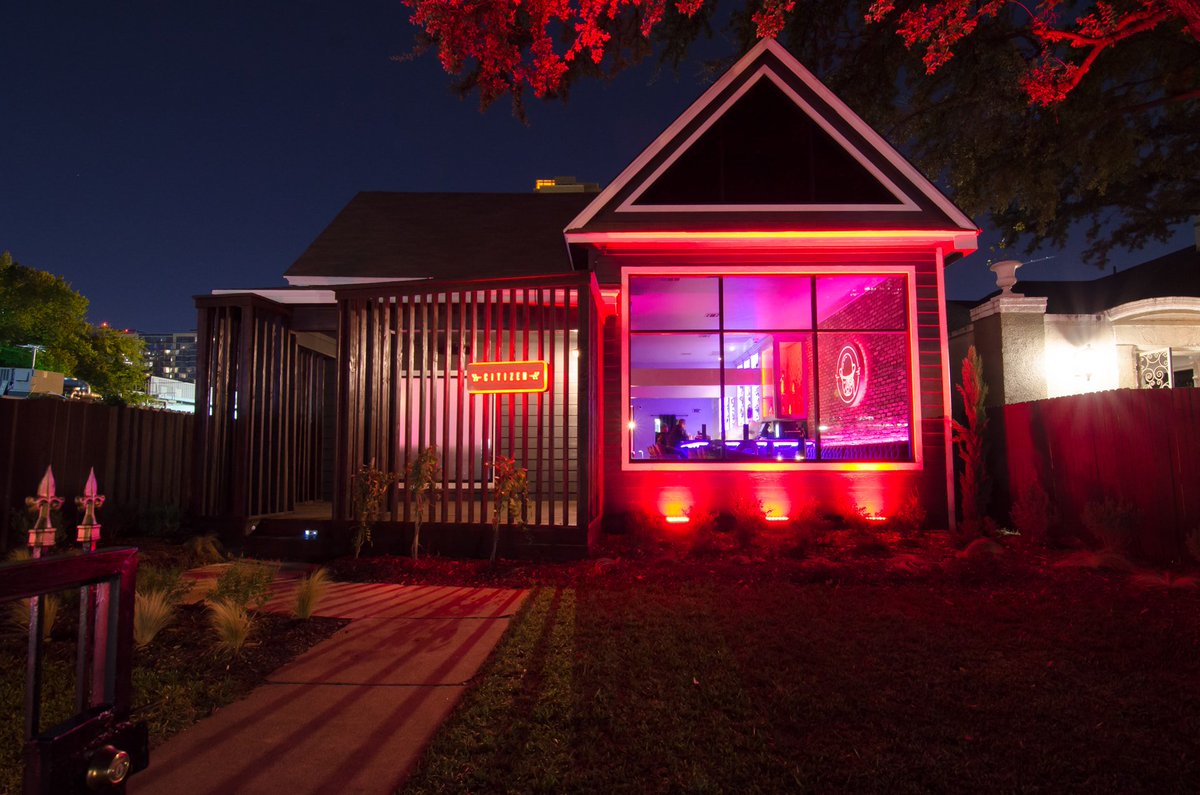 CoevalStudio's tweet photo. Citizen: Taking the #houseparty to another level. #dallasdesign #dallas #house #clubdesign #branding #coevalstudio https://t.co/7Z0ACFBdg4