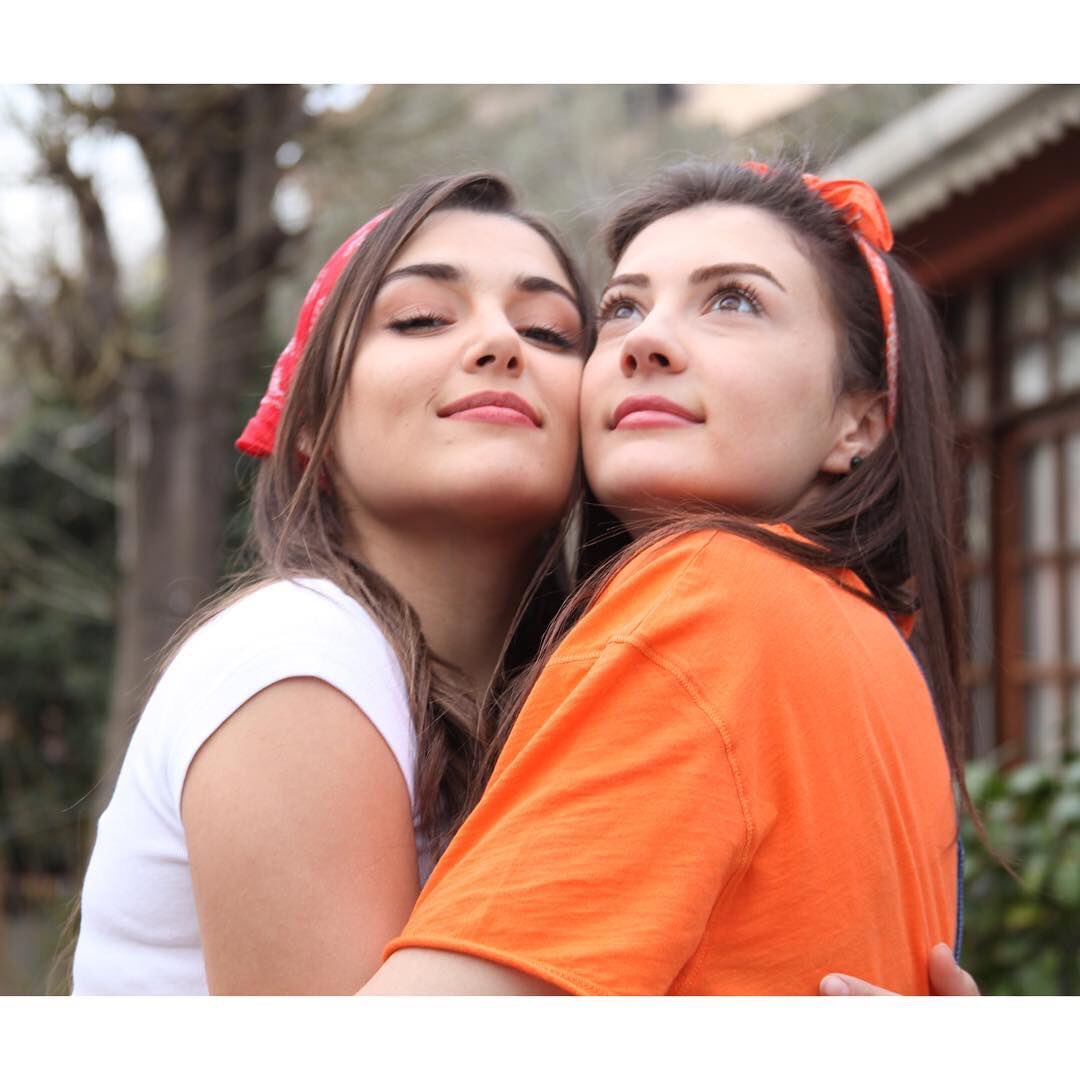 TvDunyasii's tweet photo. Özledik..#GüneşinKızları... https://t.co/5KUlMACaMA